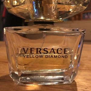 Versace Yellow Diamonds 1/2 bottle
